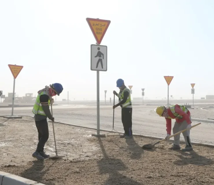 Saudi Arabia New Midday Work Ban: What You Need to Know